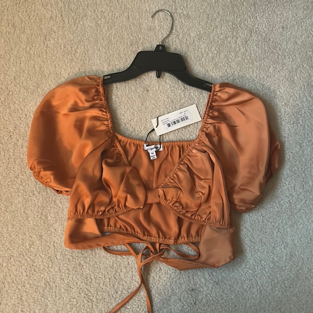 Pretty garbage top